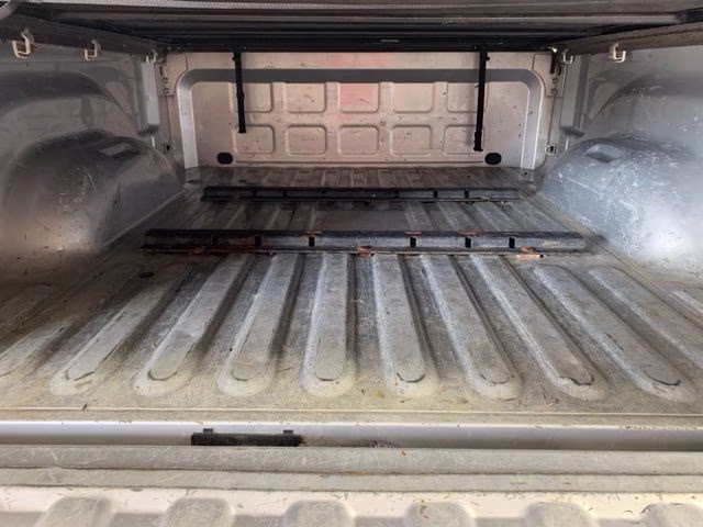 2014 Bright Silver Metallic Clearcoat Ram 2500 SLT 4X4 Truck