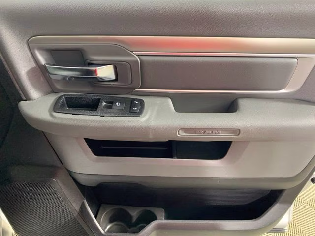 2014 Bright Silver Metallic Clearcoat Ram 2500 SLT 4X4 Truck