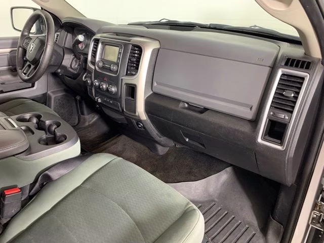 2014 Bright Silver Metallic Clearcoat Ram 2500 SLT 4X4 Truck