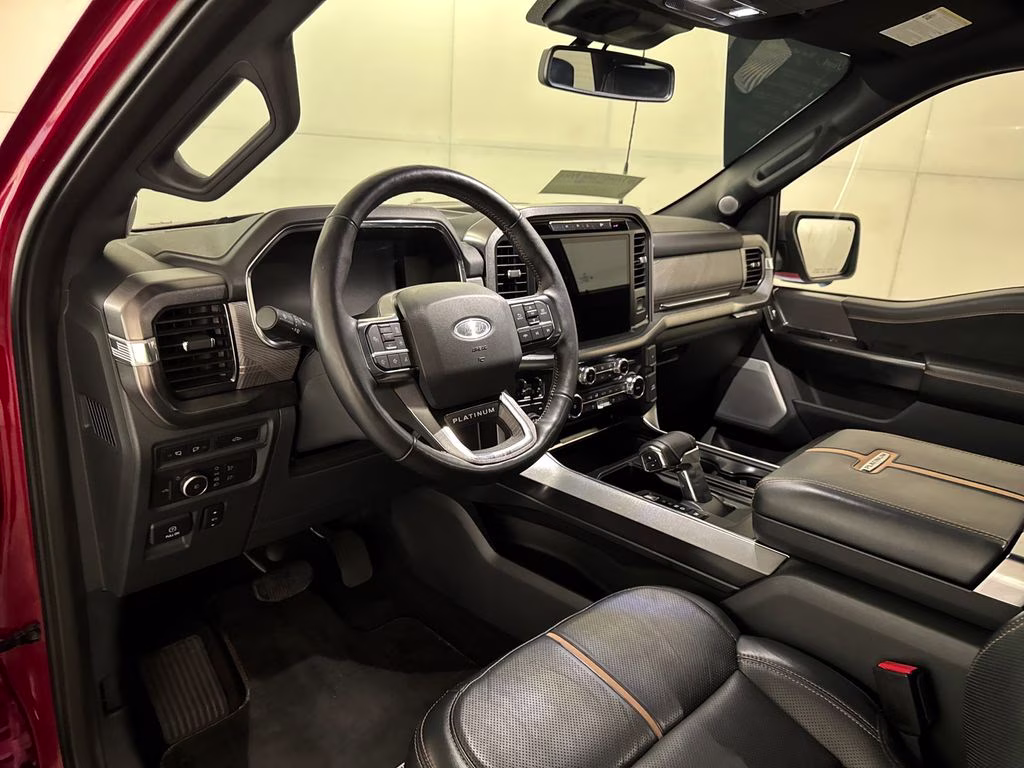 2022 Rapid Red Metallic Tinted Clearcoat Ford F-150 Platinum 4X4 Truck