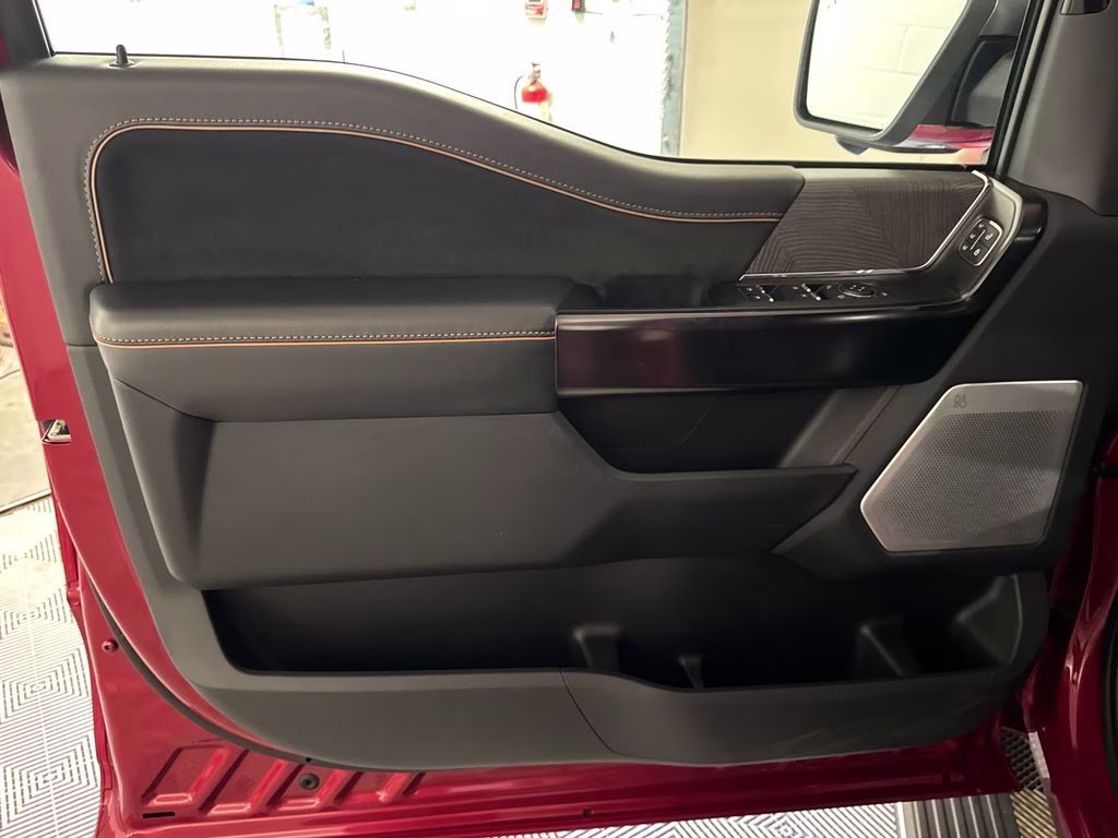 2022 Rapid Red Metallic Tinted Clearcoat Ford F-150 Platinum 4X4 Truck