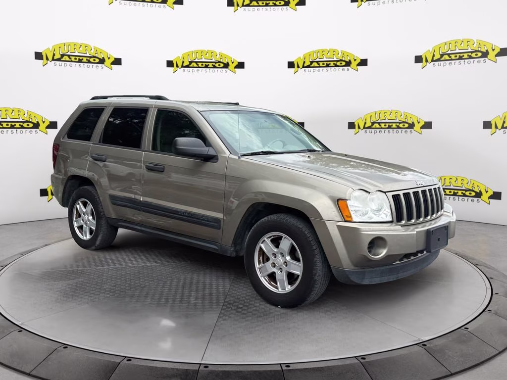 2006 Light Khaki Metallic Jeep Grand Cherokee Laredo RWD SUV