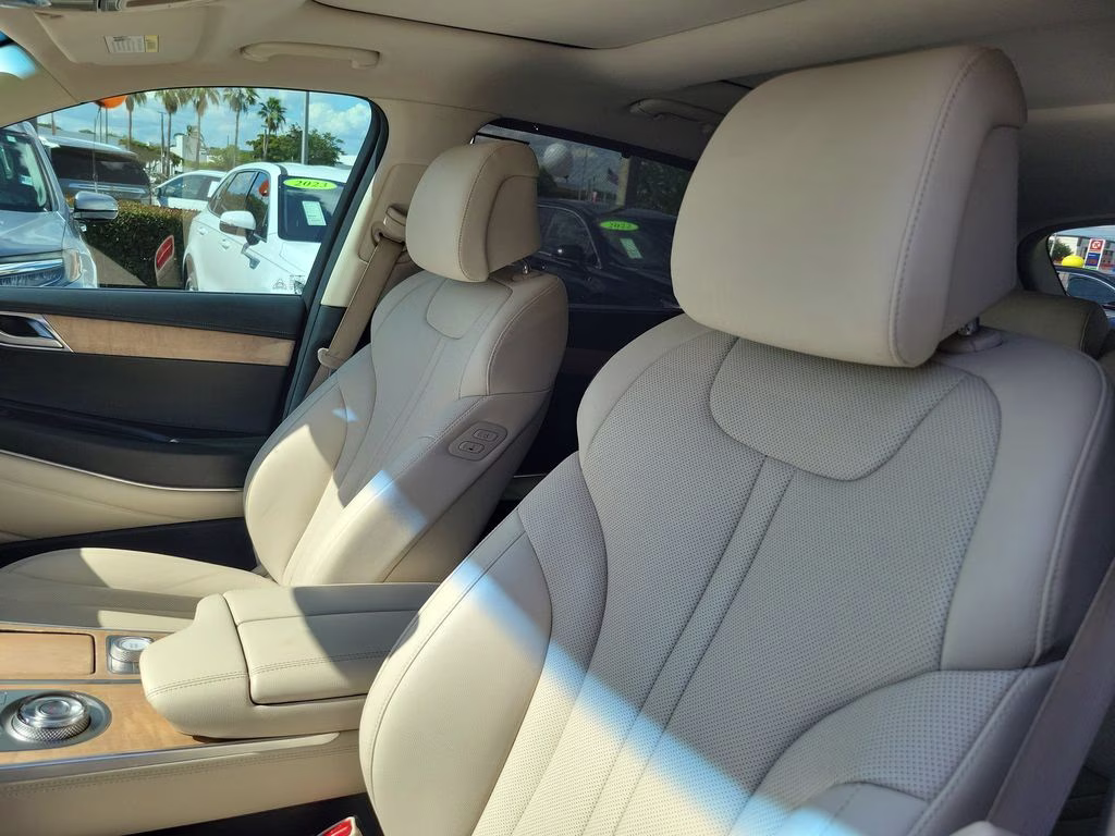 2021 Gold Coast Silver Genesis GV80 2.5T Advanced RWD SUV