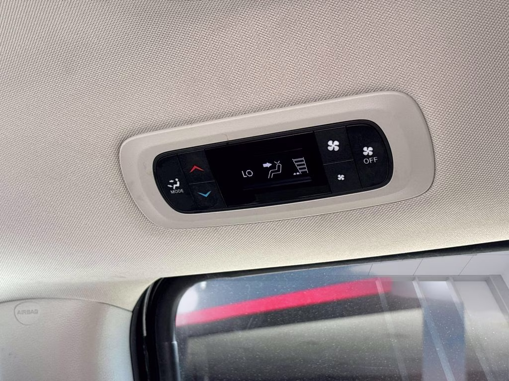 2024 Diamond Black Crystal Pearlcoat Chrysler Voyager LX FWD Van