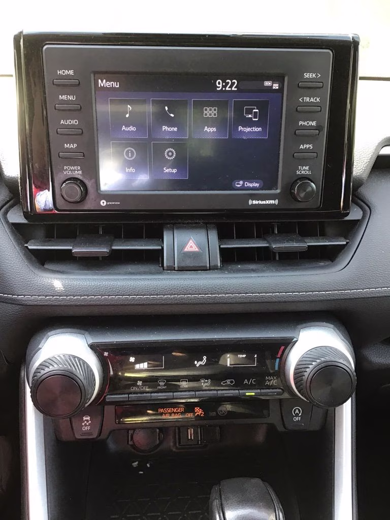 2021 Super White Toyota RAV4 LE AWD SUV