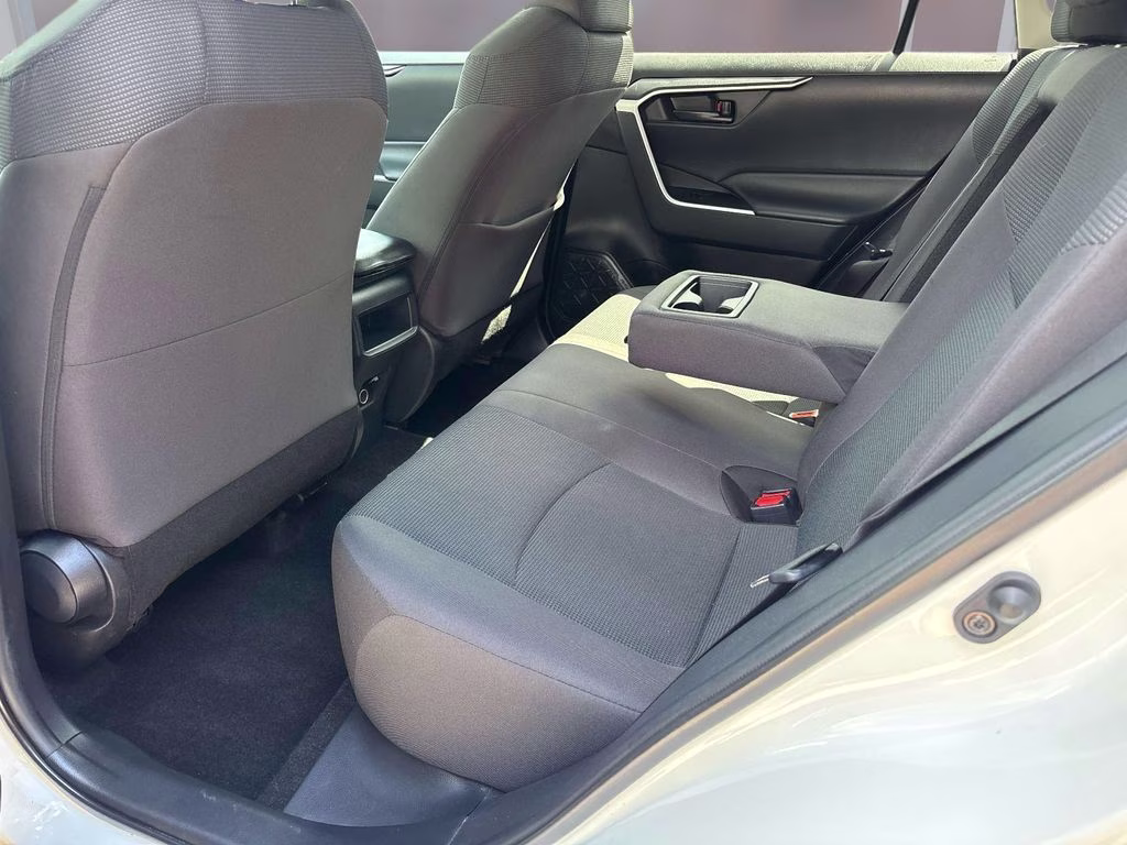 2021 Super White Toyota RAV4 LE AWD SUV