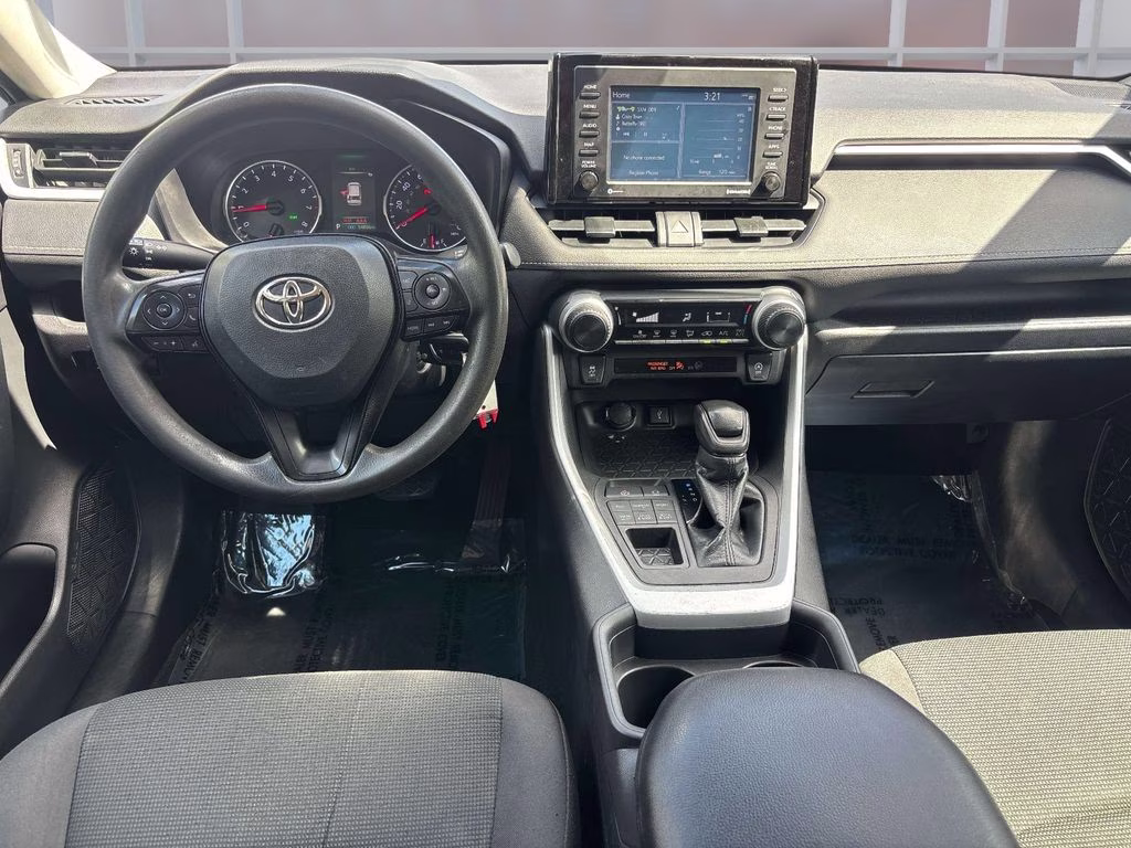 2021 Super White Toyota RAV4 LE AWD SUV