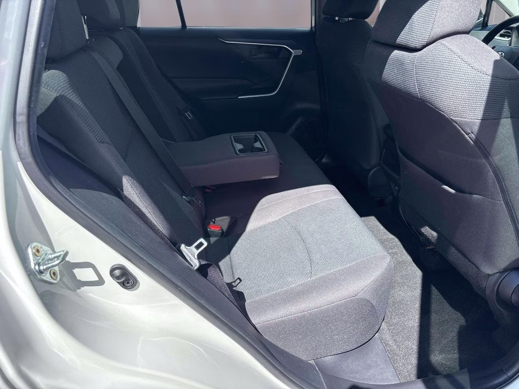 2021 Super White Toyota RAV4 LE AWD SUV