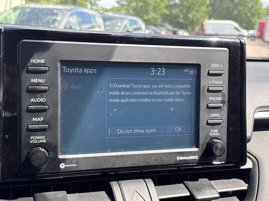 2021 Super White Toyota RAV4 LE AWD SUV