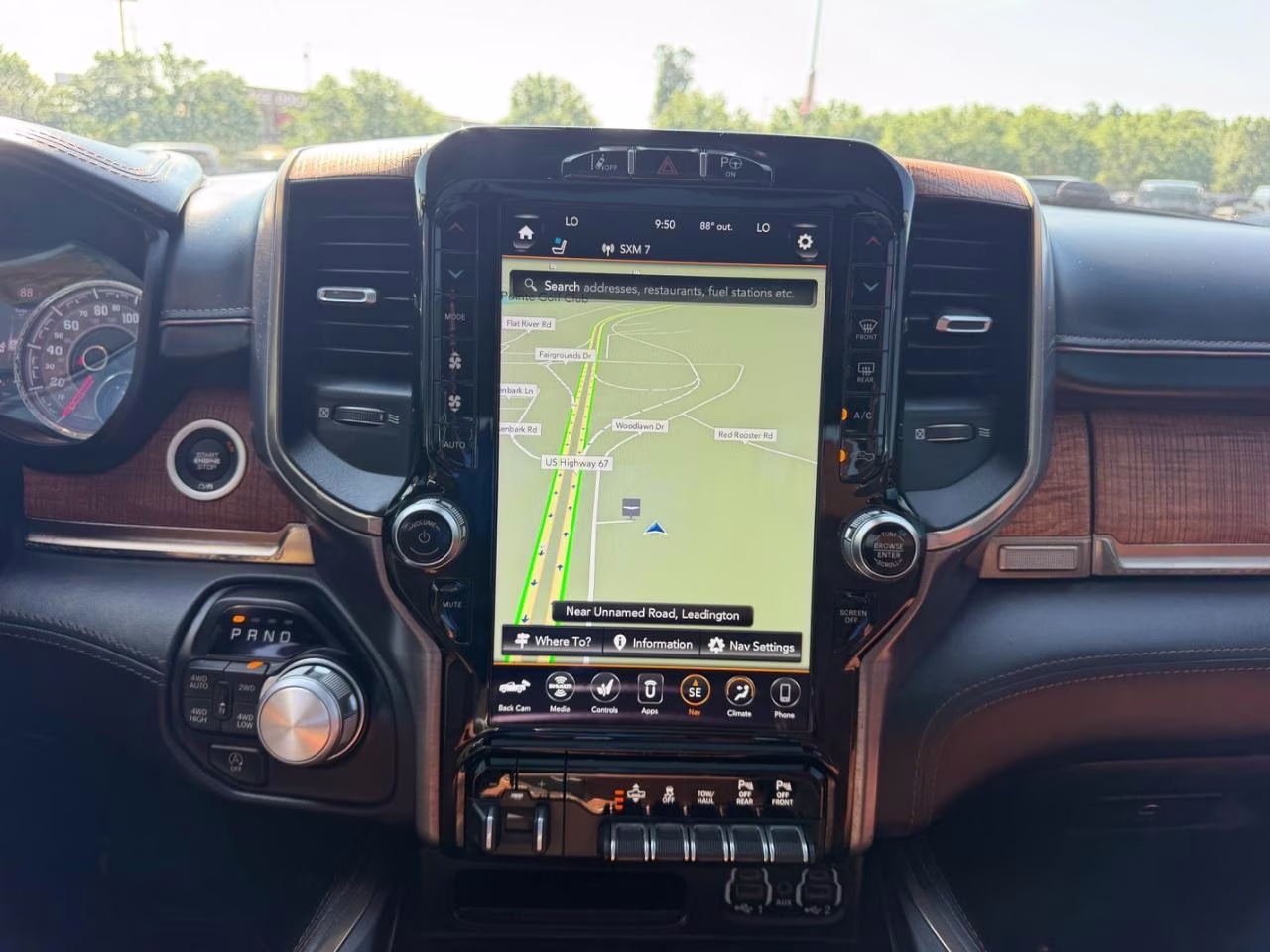 2020 Diamond Black Crystal Pearlcoat Ram 1500 Limited 4X4 Truck