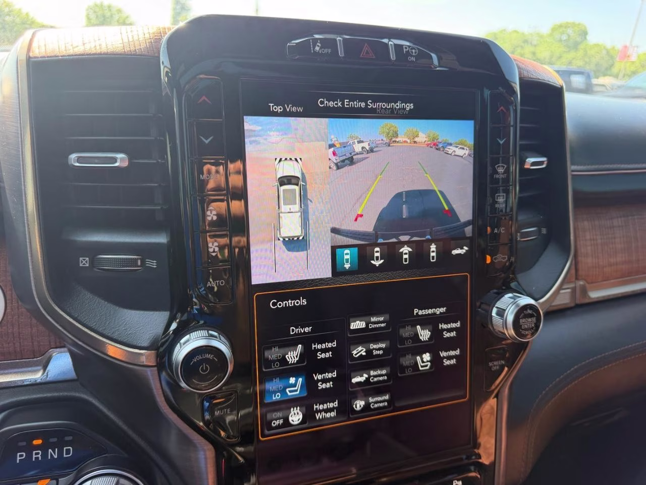 2020 Diamond Black Crystal Pearlcoat Ram 1500 Limited 4X4 Truck