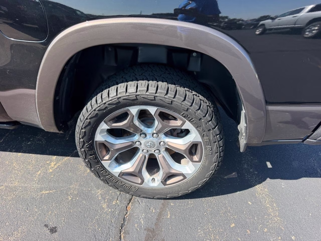 2020 Diamond Black Crystal Pearlcoat Ram 1500 Limited 4X4 Truck