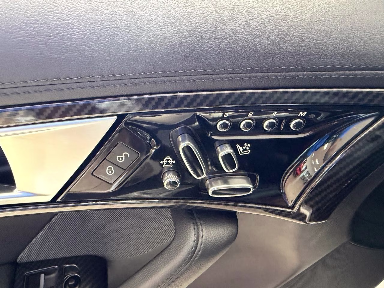 2015 Rhodium Silver Metallic Jaguar F-TYPE S RWD Coupe