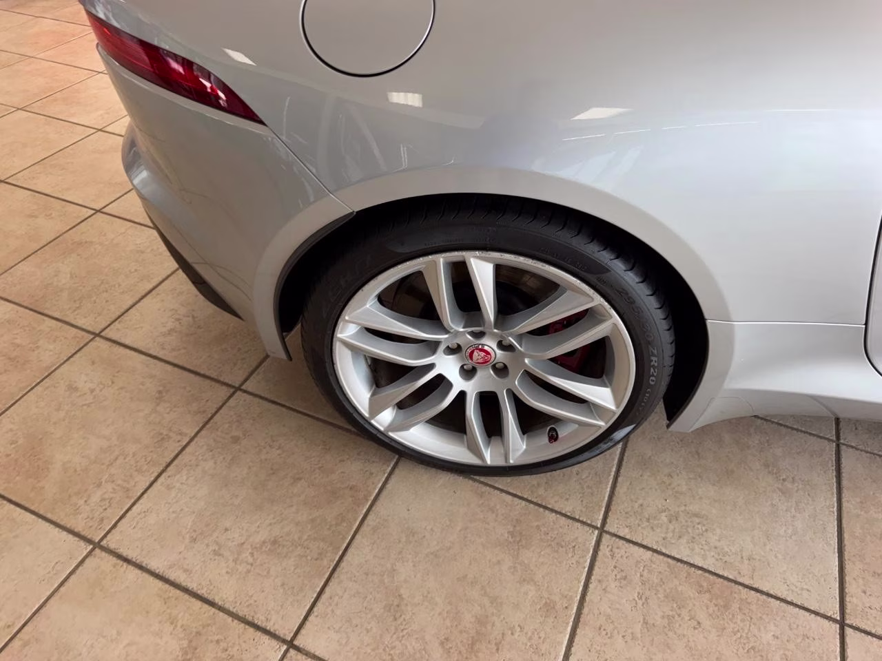 2015 Rhodium Silver Metallic Jaguar F-TYPE S RWD Coupe