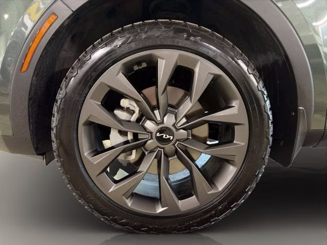 2023 Aruba Green Kia Sorento X-Line SX Prestige AWD SUV