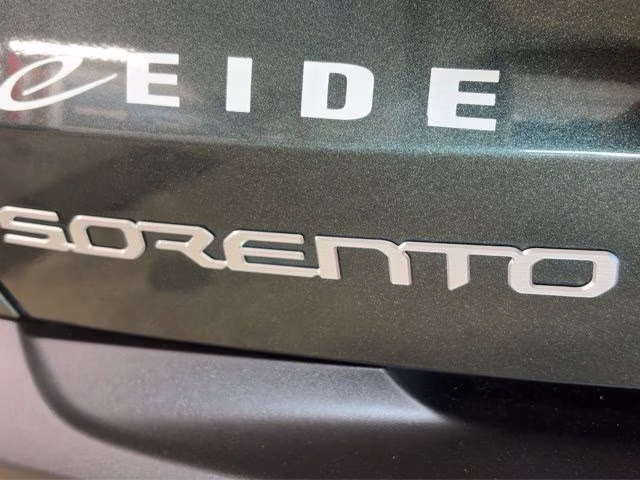 2023 Aruba Green Kia Sorento X-Line SX Prestige AWD SUV