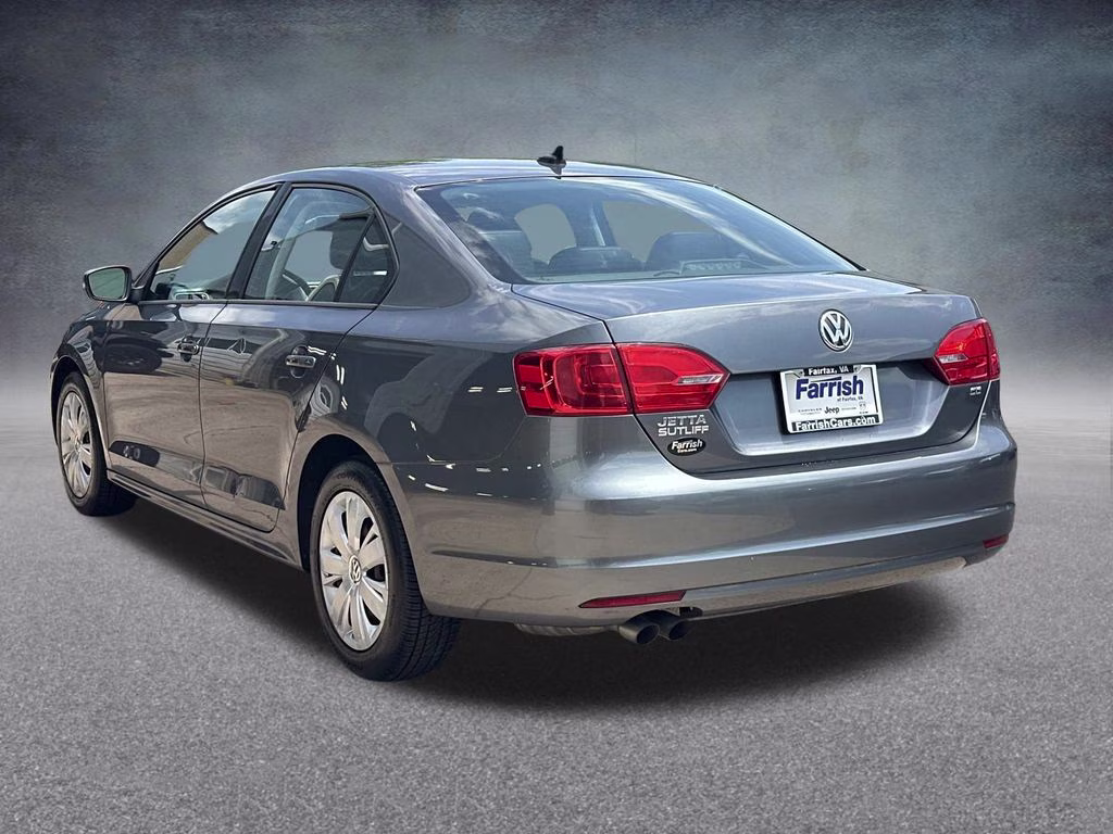 2014 Platinum Gray Metallic Volkswagen Jetta 1.8T SE FWD Sedan