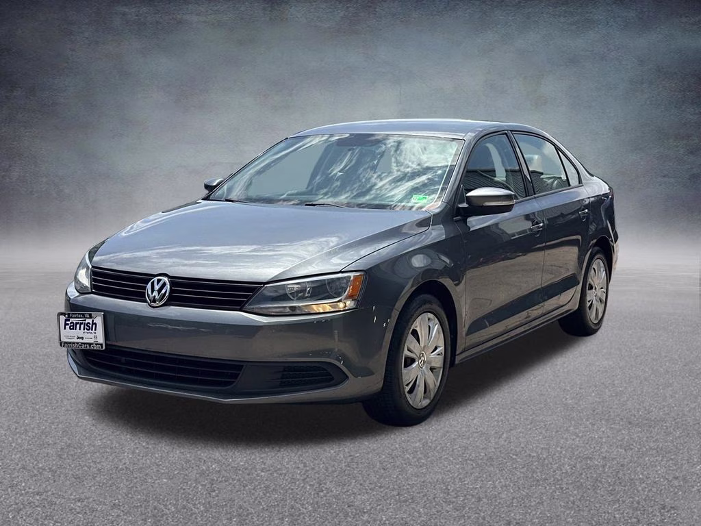 2014 Platinum Gray Metallic Volkswagen Jetta 1.8T SE FWD Sedan