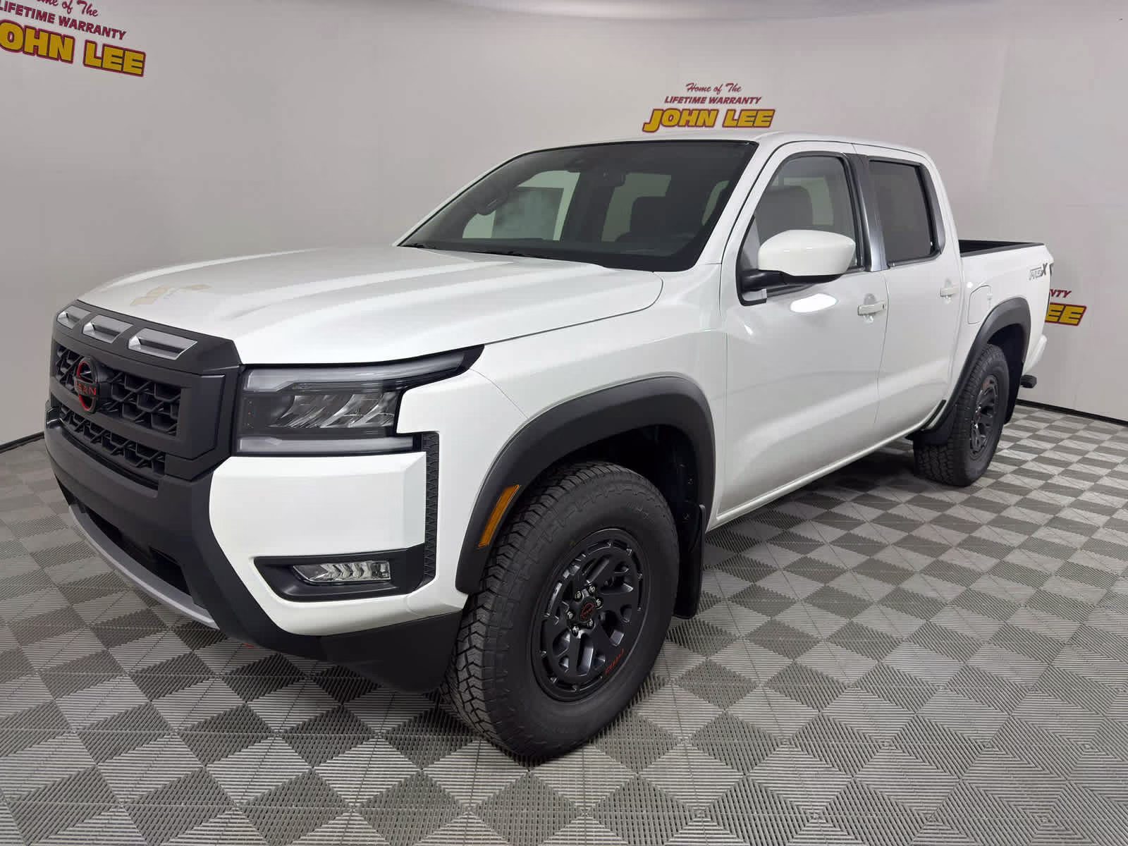 2026 Nissan Frontier's photo