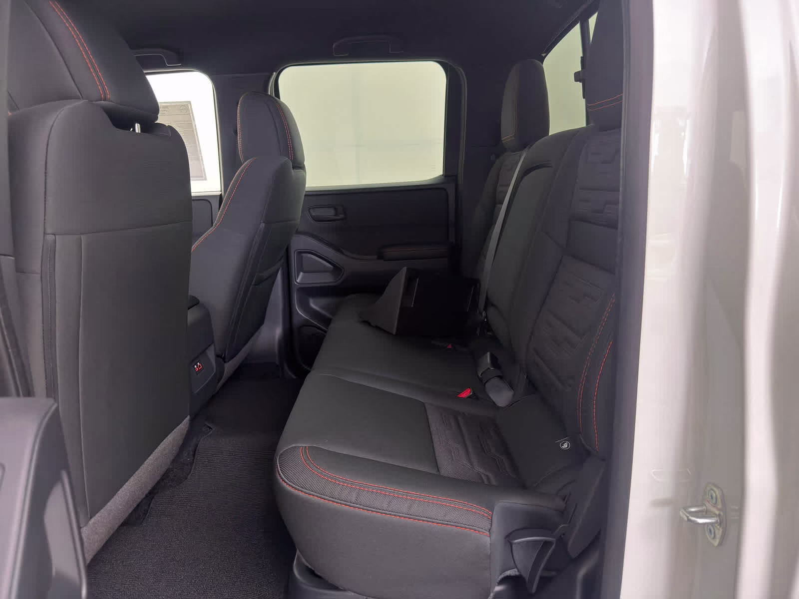 2026 Glacier White Nissan Frontier PRO-X RWD Truck