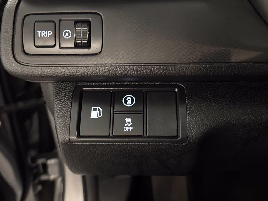 2019 Silver Honda Insight LX FWD Sedan