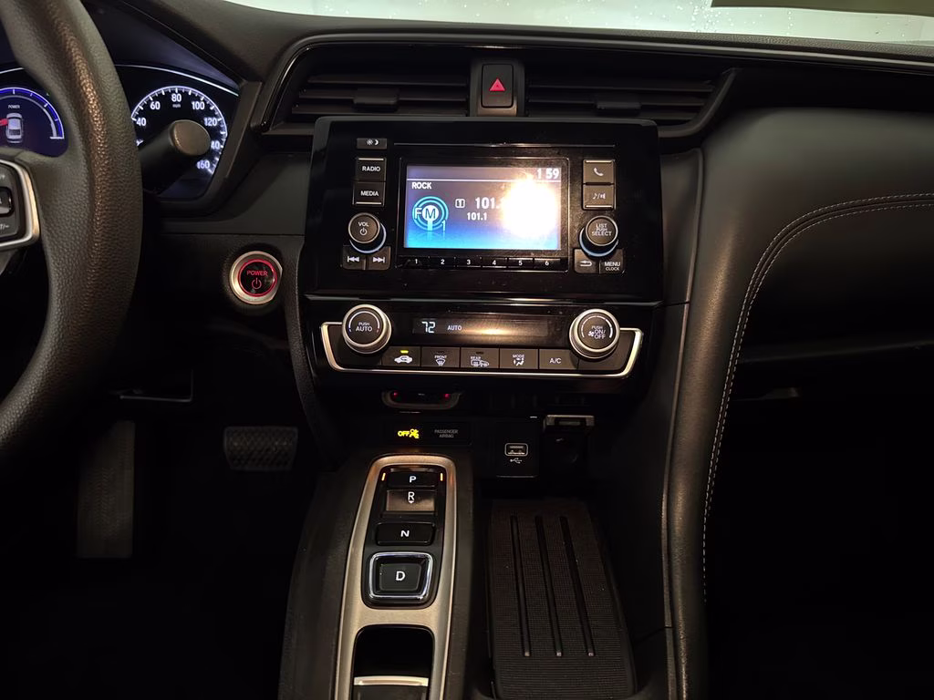 2019 Silver Honda Insight LX FWD Sedan
