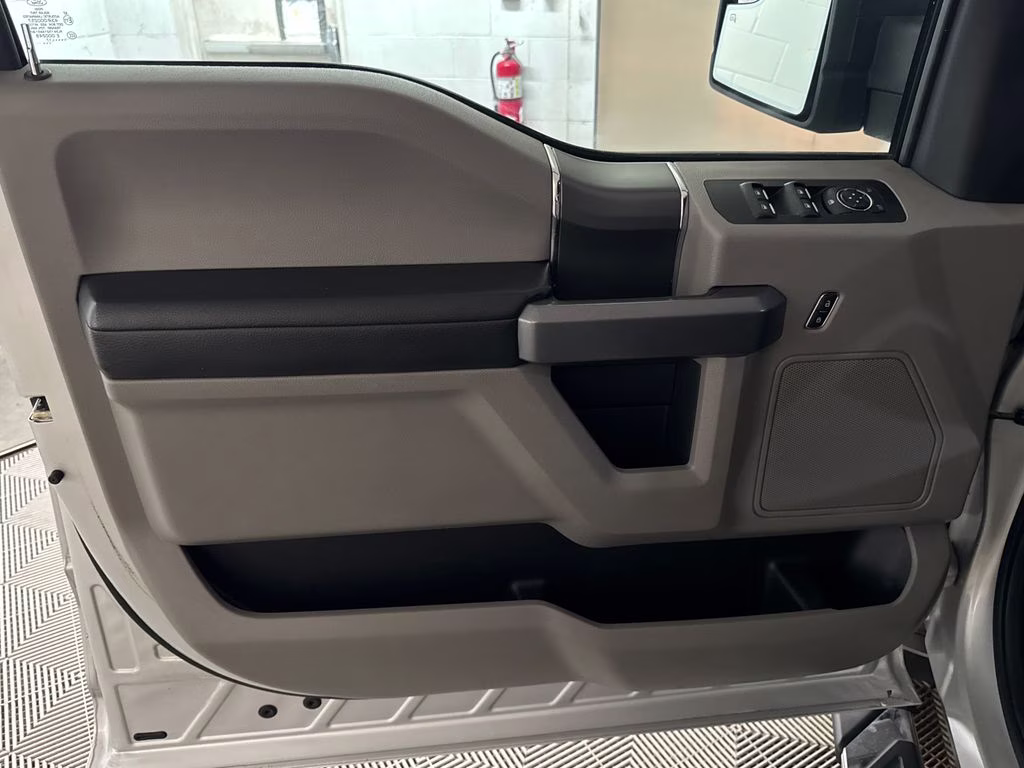 2017 Ingot Silver Ford F-150 XLT RWD Truck
