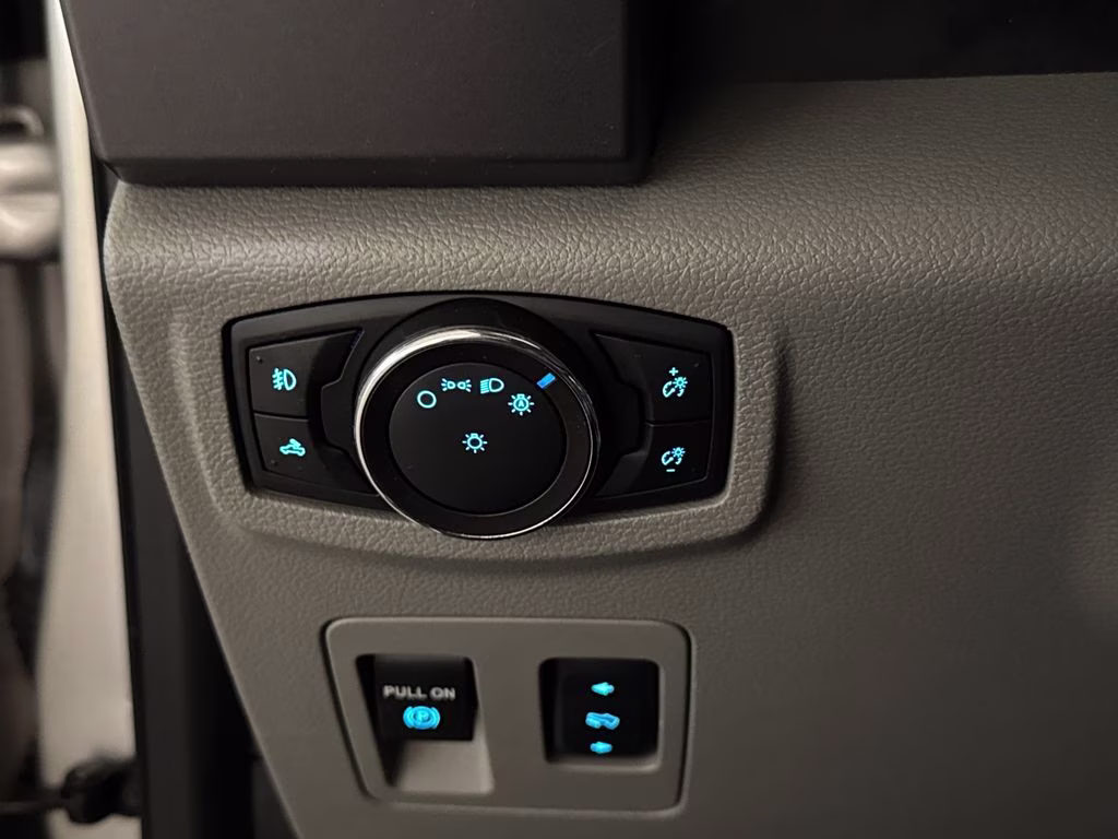 2017 Ingot Silver Ford F-150 XLT RWD Truck