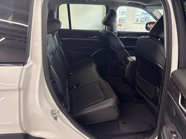2022 Bright White Clearcoat Jeep Grand Cherokee 4xe 4X4 SUV