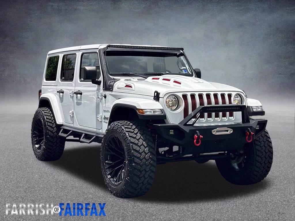 2022 Bright White Clearcoat Jeep Wrangler Unlimited Sahara 4X4 SUV