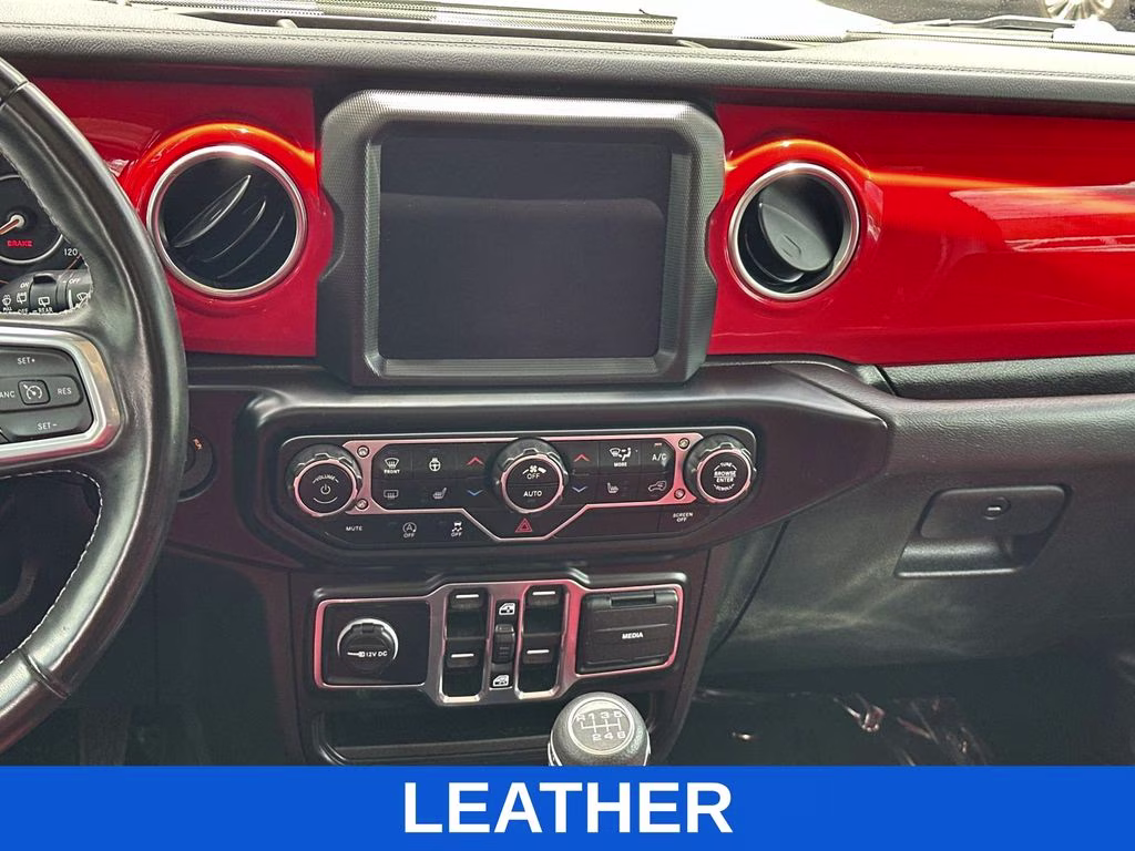 2022 Bright White Clearcoat Jeep Wrangler Unlimited Sahara 4X4 SUV