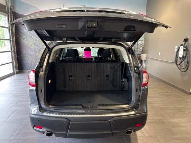 2023 Magnetite Gray Metallic Subaru Ascent Touring AWD SUV