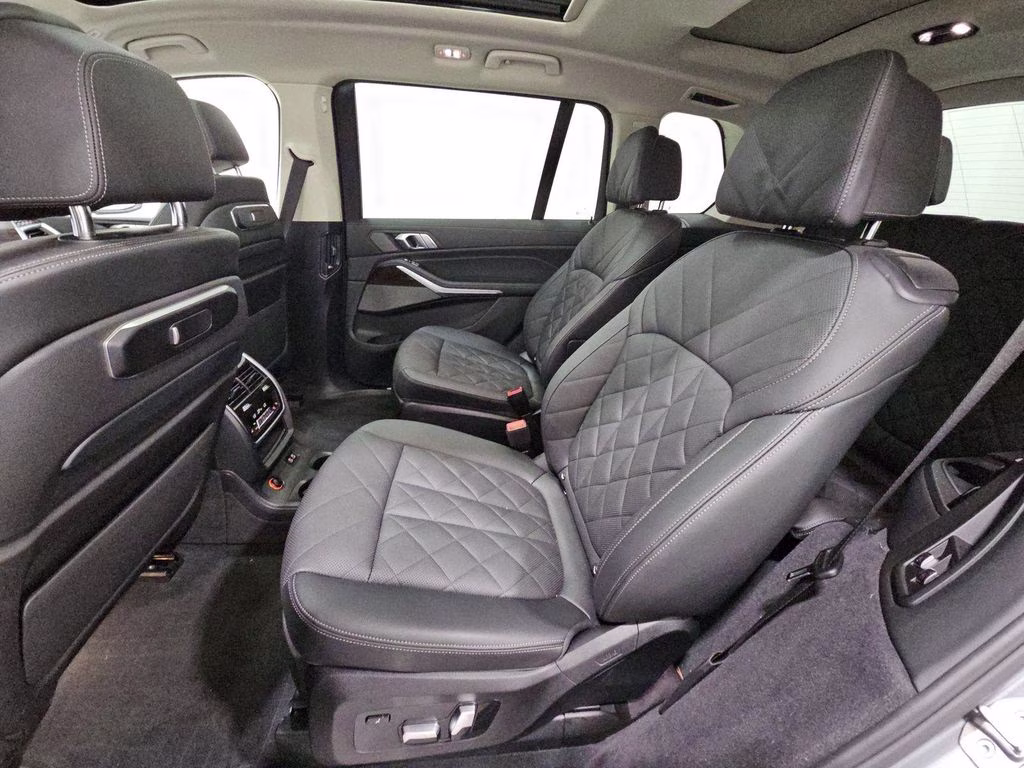 2024 Skyscraper Gray Metallic BMW X7 xDrive40i AWD SUV