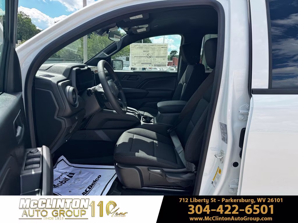 2026 Summit White Chevrolet Colorado Trail Boss 4X4 Truck