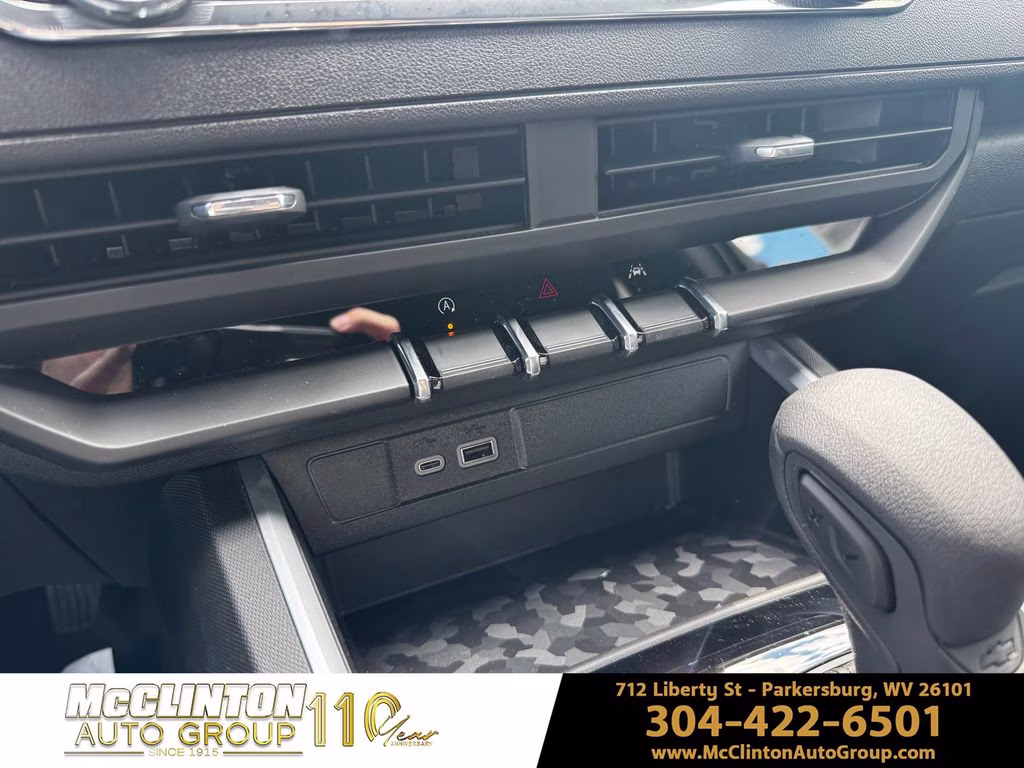 2026 Summit White Chevrolet Colorado Trail Boss 4X4 Truck