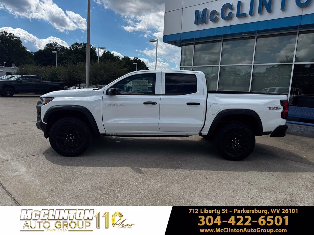 2026 Summit White Chevrolet Colorado Trail Boss 4X4 Truck