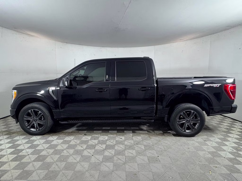 2023 Black Metallic Ford F-150 XLT 4X4 Truck