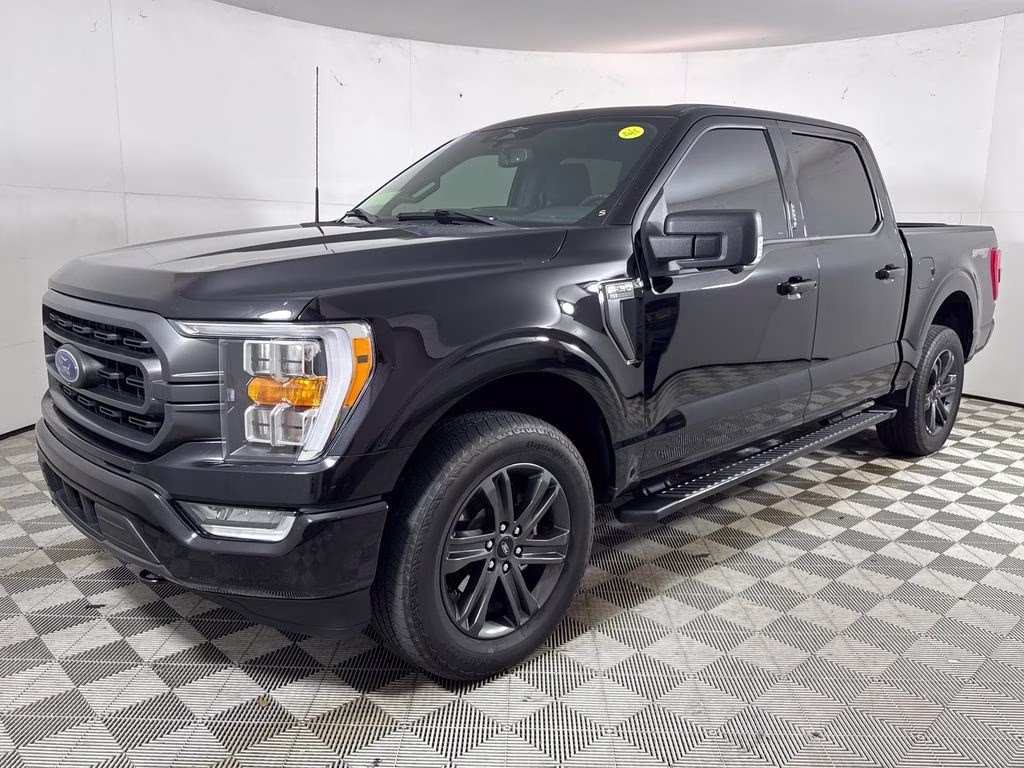 2023 Black Metallic Ford F-150 XLT 4X4 Truck