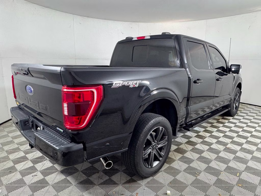 2023 Black Metallic Ford F-150 XLT 4X4 Truck