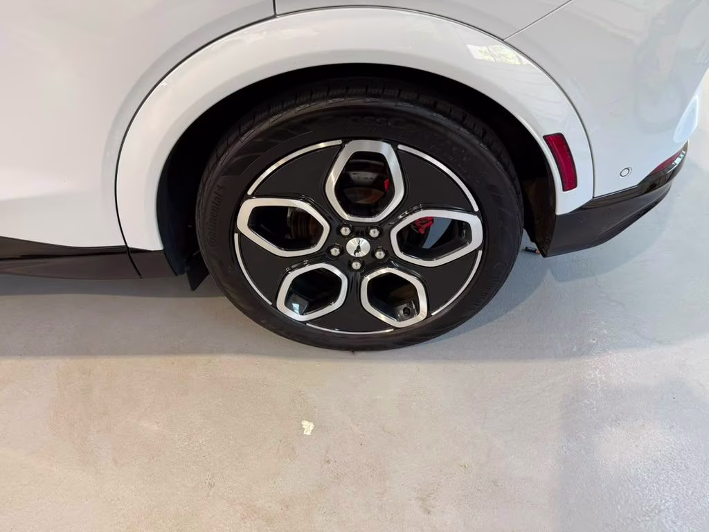 2023 White Metallic Ford Mustang Mach-E GT AWD SUV