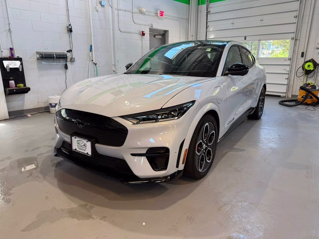 2023 White Metallic Ford Mustang Mach-E GT AWD SUV