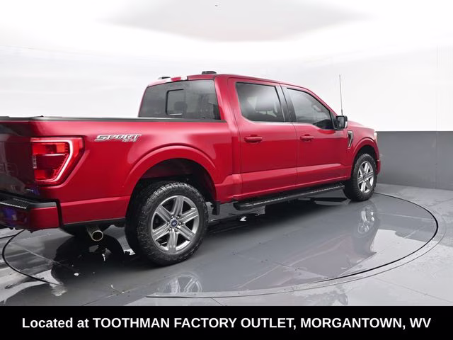 2022 Red Ford F-150 XLT 4X4 Truck