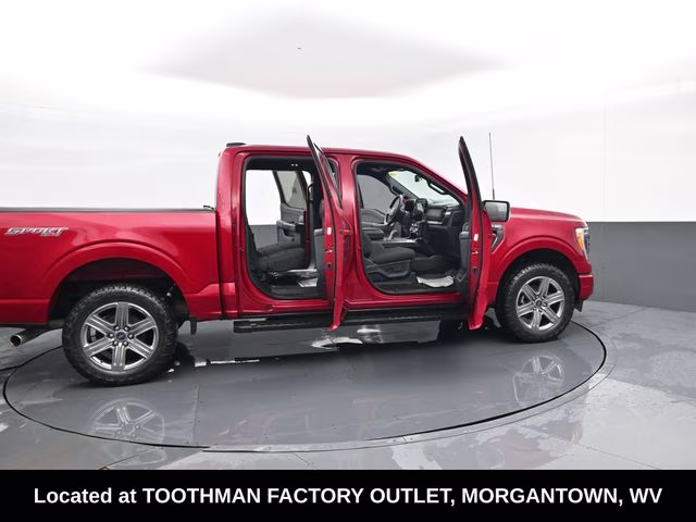 2022 Red Ford F-150 XLT 4X4 Truck
