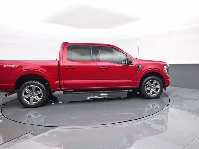 2022 Red Ford F-150 XLT 4X4 Truck