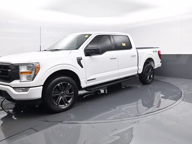 2022 Ford F-150 XLT 4x4 SuperCrew 145 in's photo