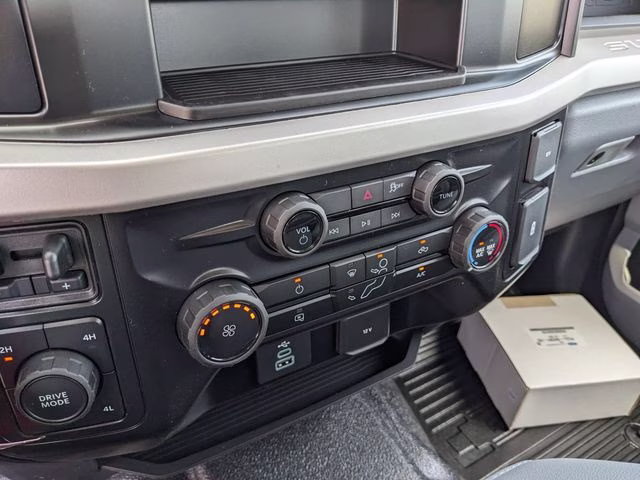 2026 Oxford White Ford Super Duty F-450 DRW XL 4X4 Chassis