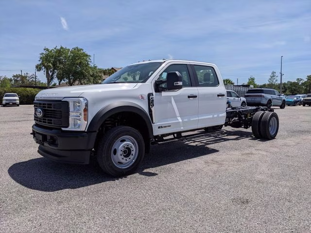 2026 Oxford White Ford Super Duty F-450 DRW XL 4X4 Chassis