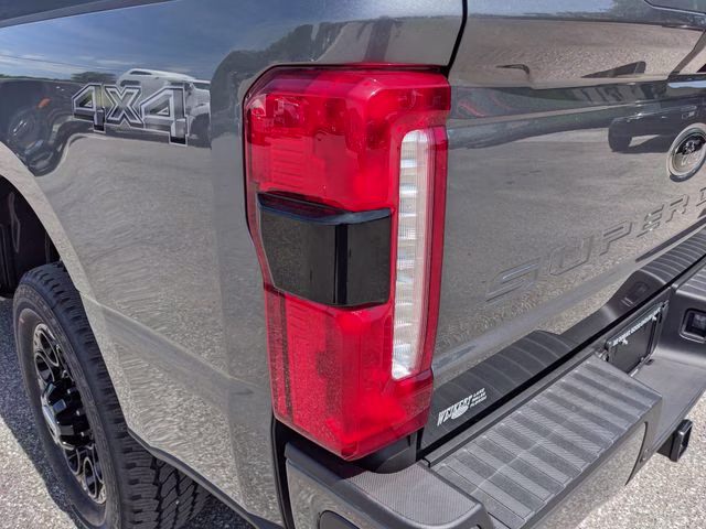 2026 Carbonized Gray Metallic Ford Super Duty F-250 SRW Lariat 4X4 Truck