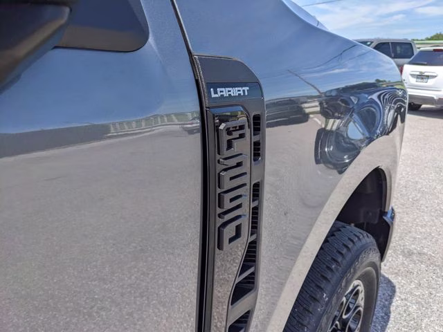 2026 Carbonized Gray Metallic Ford Super Duty F-250 SRW Lariat 4X4 Truck