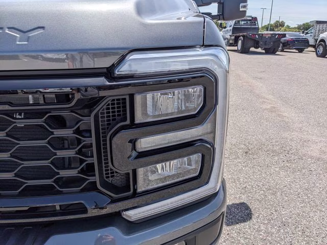 2026 Carbonized Gray Metallic Ford Super Duty F-250 SRW Lariat 4X4 Truck
